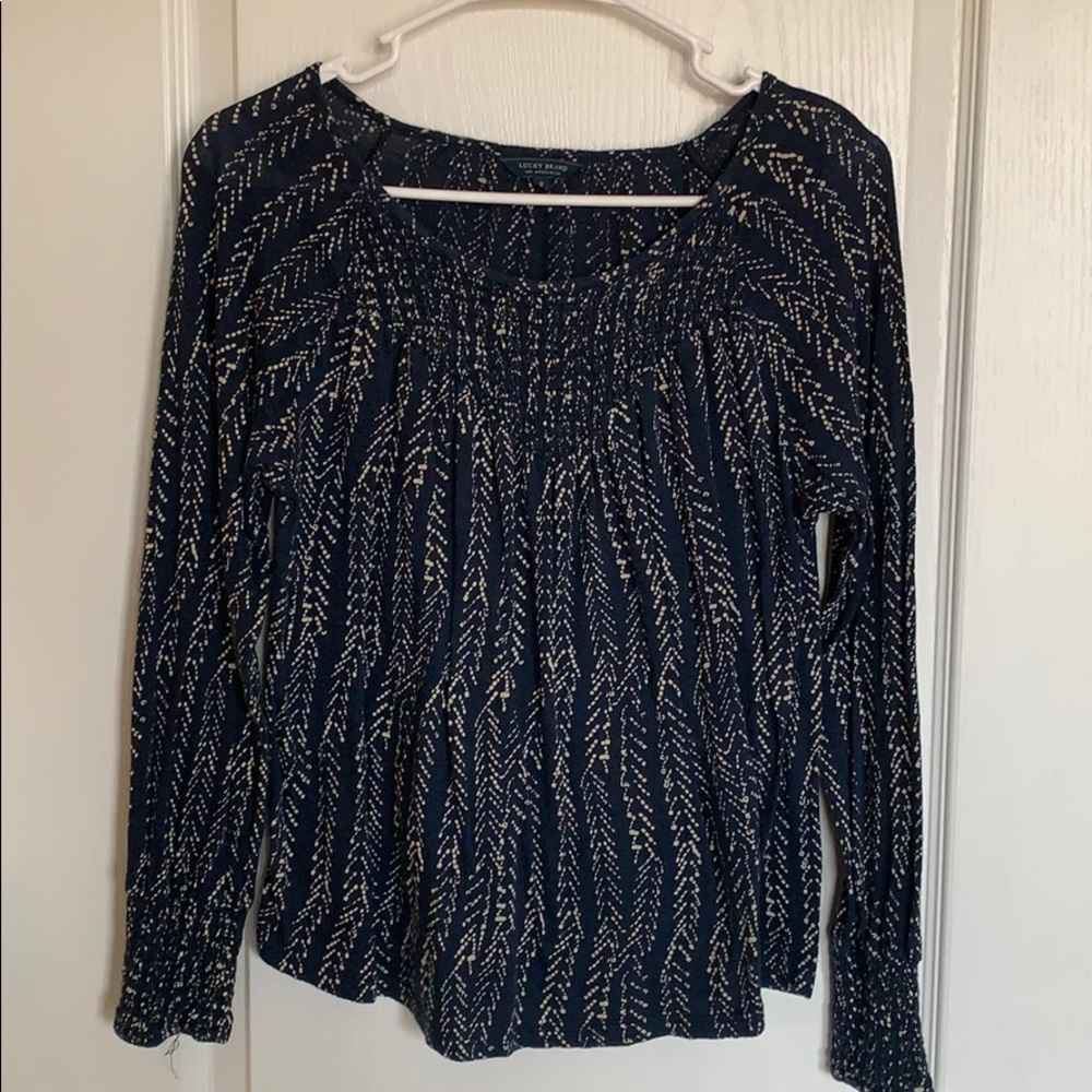 Long sleeved shirt with ruched detail
